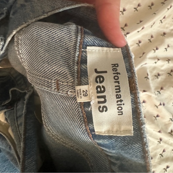 Reformation Cynthia Jeans - Picture 2 of 4